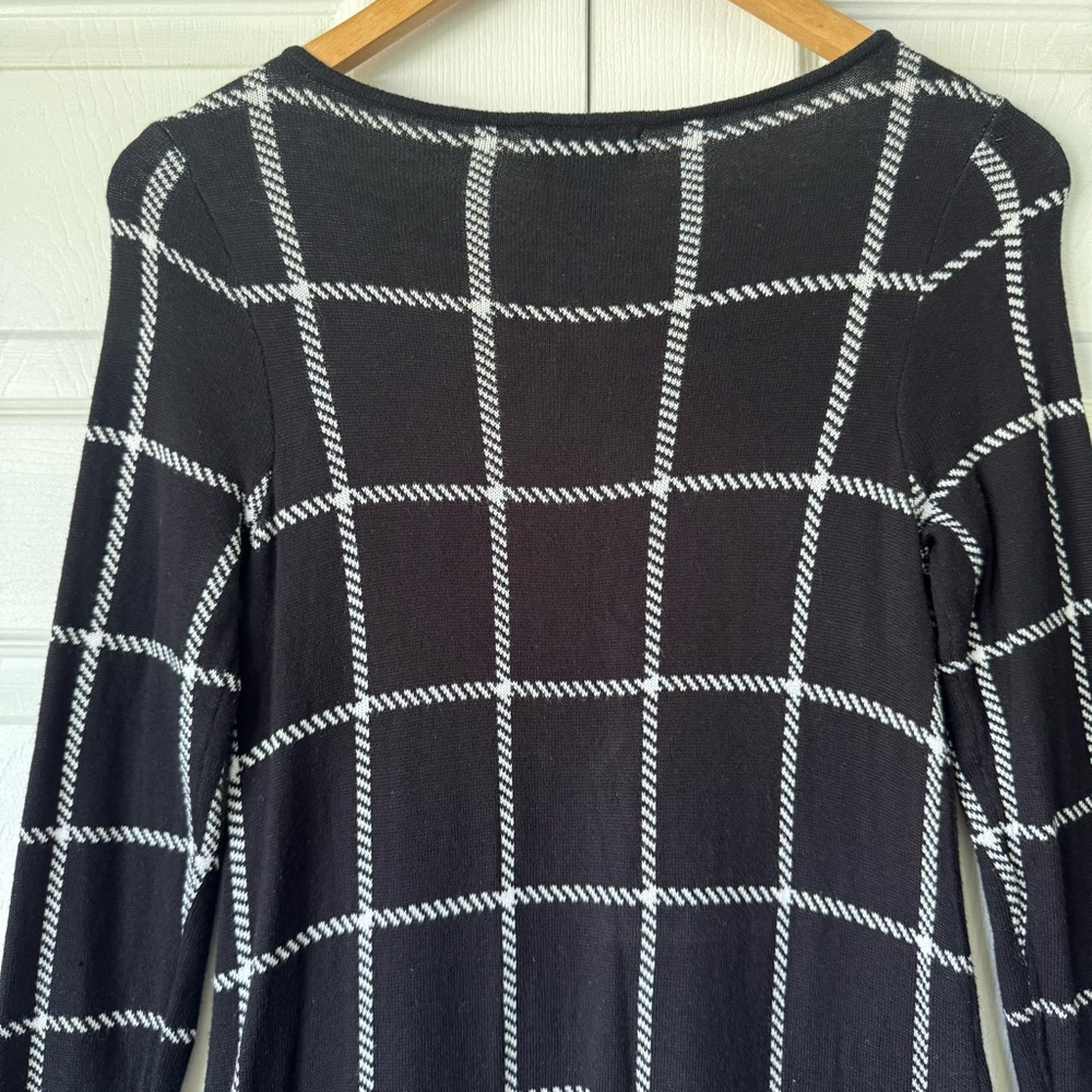 Adrienne Vittadini Grid Pattern Shift Dress – Black/White – Size XS - Picture 6 of 11